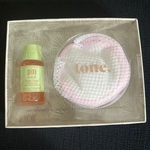 Pixi Skin Glow Tonic Toner with 5 reusable pads